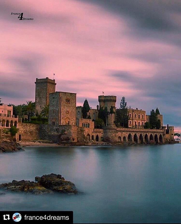 The Castle Of La Napoule Mandelieu La Napoule Tourist And Convention